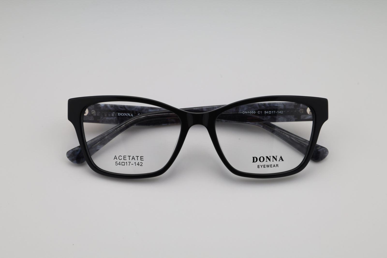 Donna 1030, C1