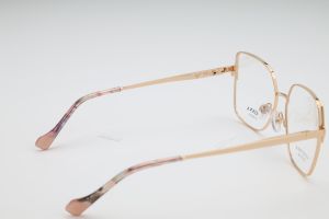 Donna 3168, C1