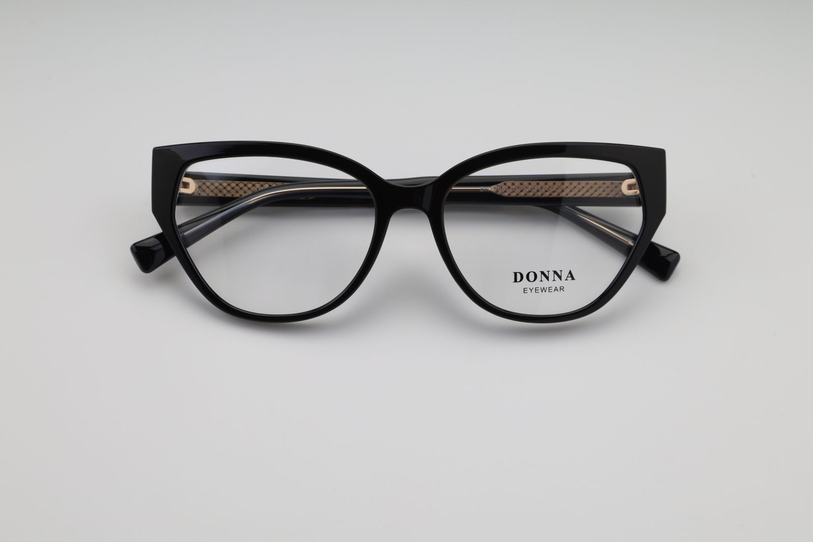 Donna 3208, C1