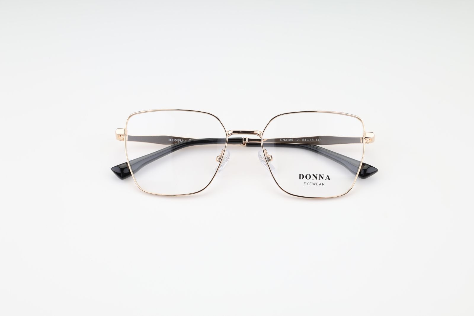 Donna 3189, C1