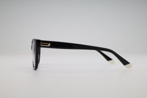 Donna 1032, C1