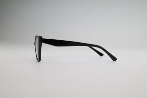 Donna 3210, C1