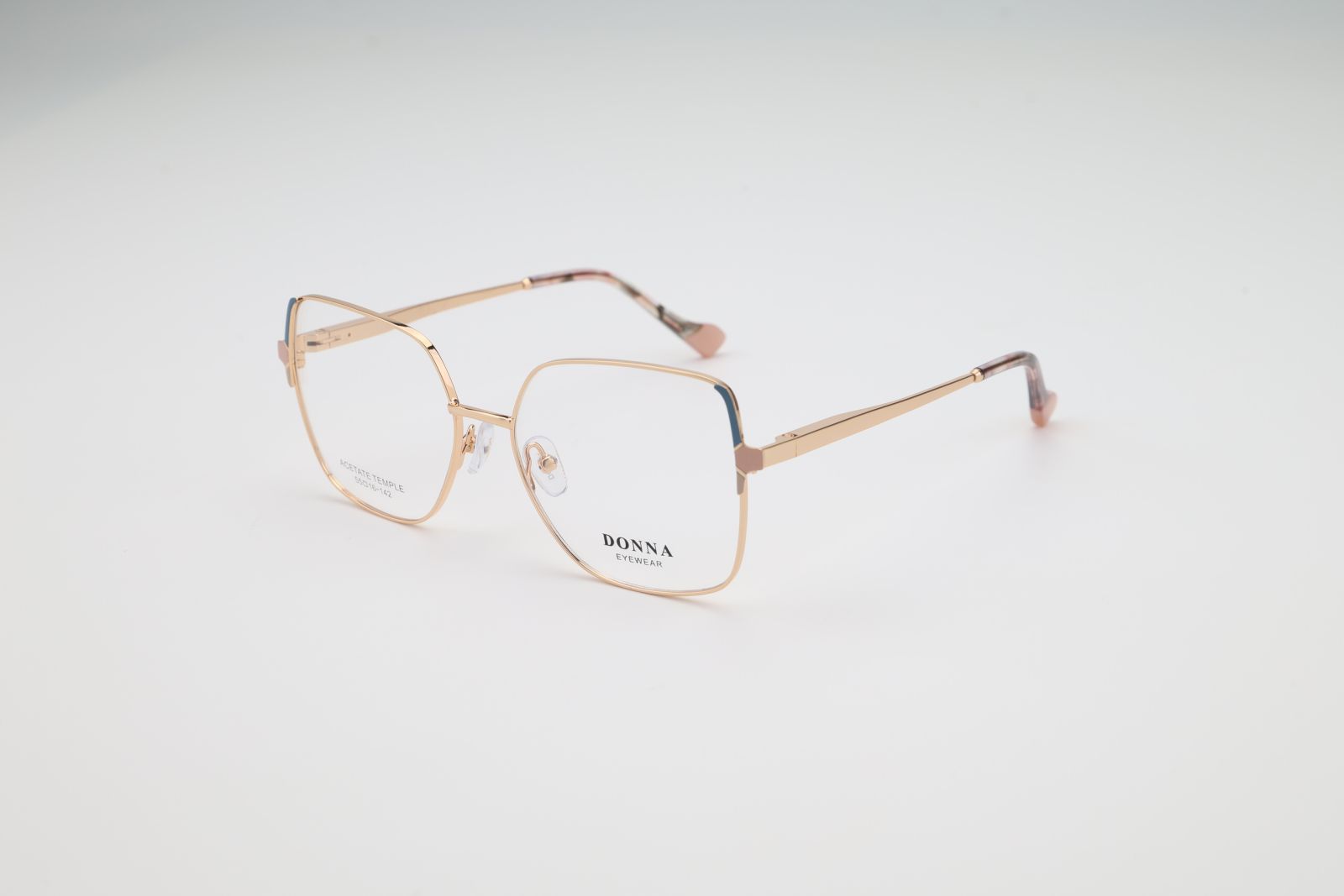 Donna 3168, C1