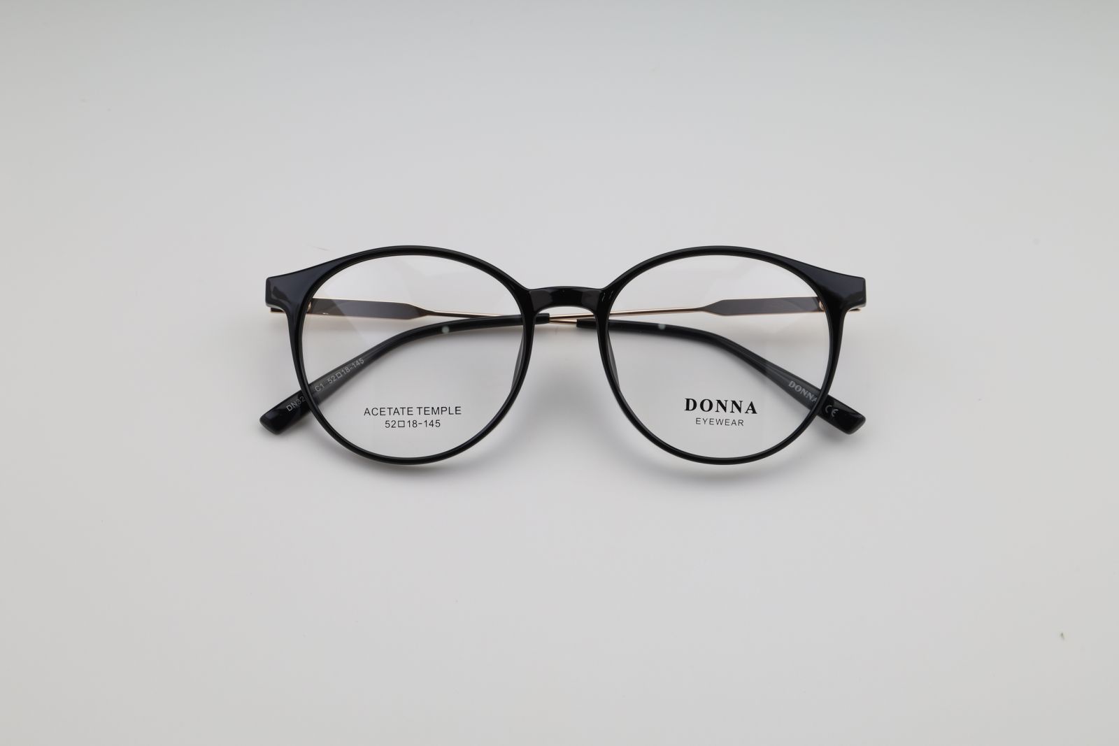 Donna 3207, C1