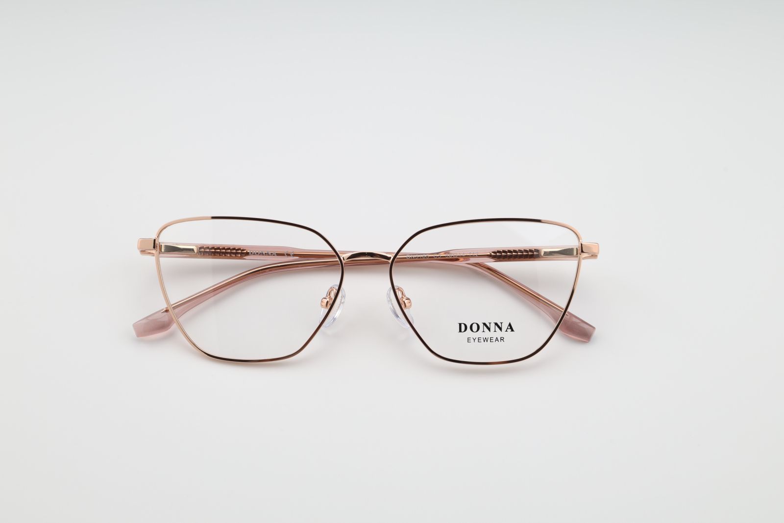 Donna 3165, C3