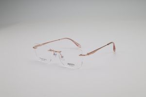 Donna 7009, C3