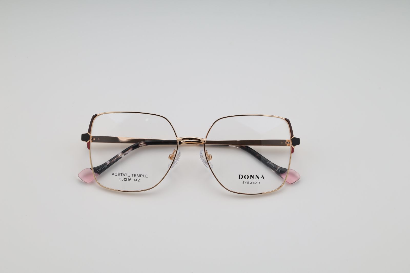 Donna 3168, C2