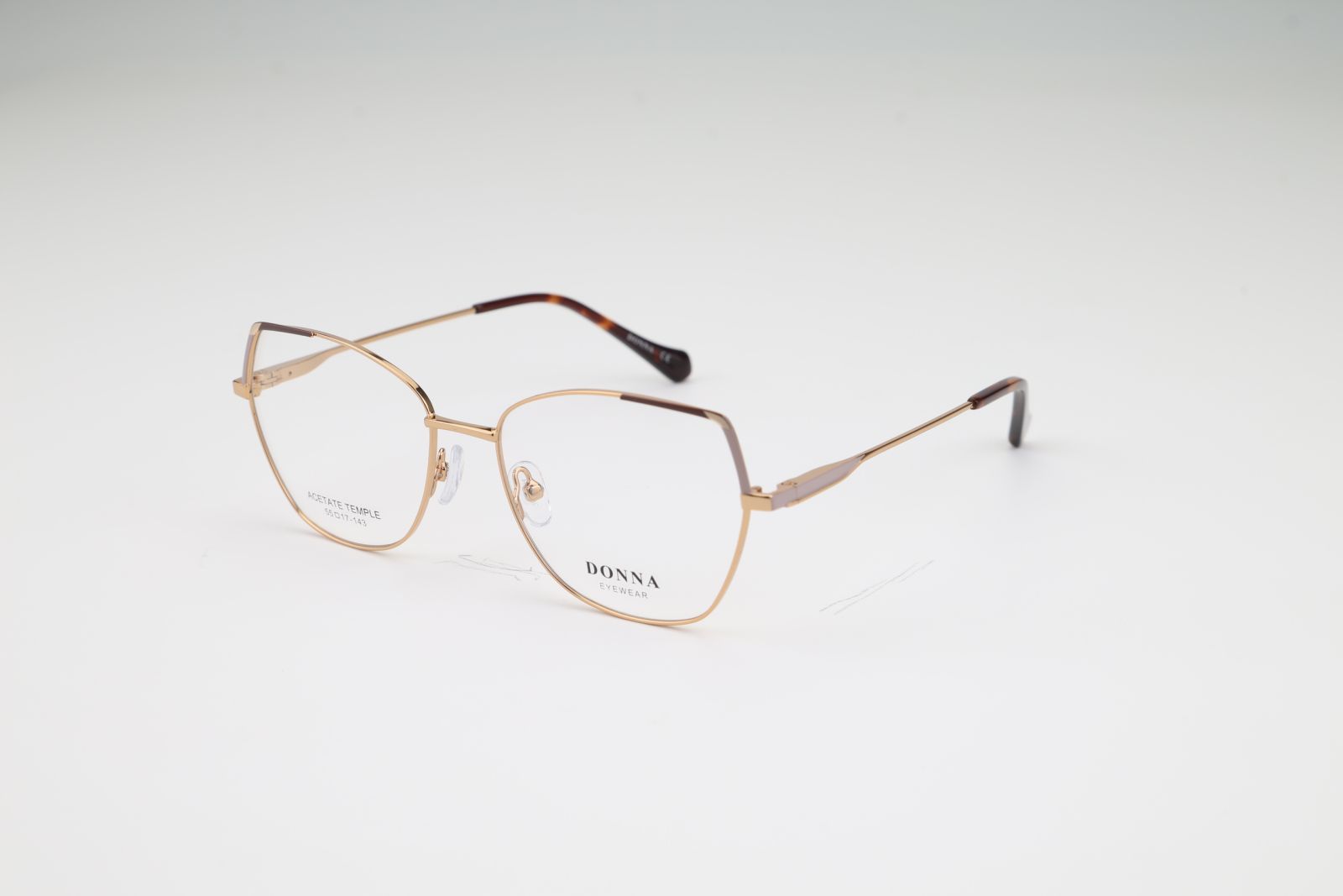Donna 3156, C2