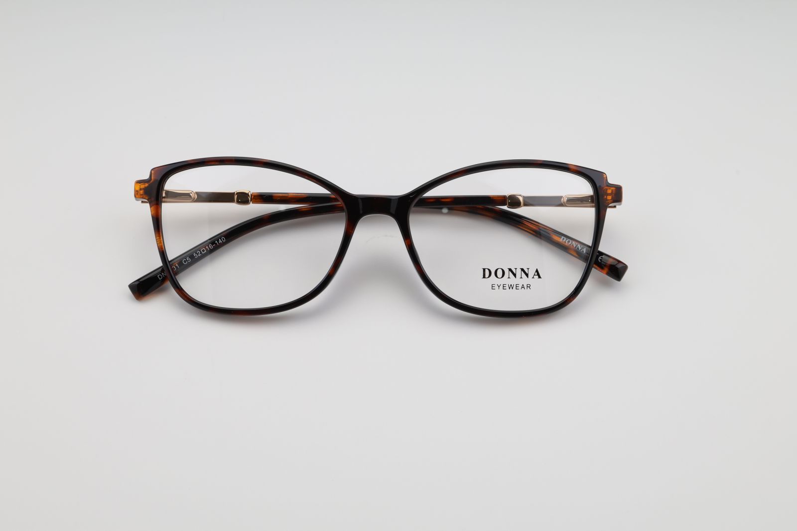 Donna 3131, C5