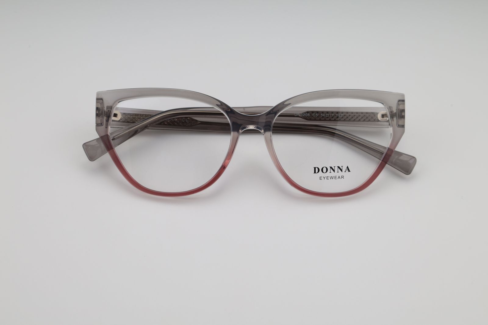 Donna 3208, C5