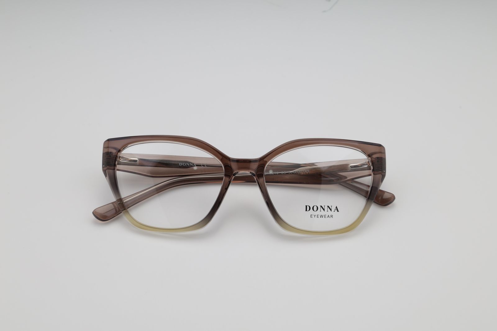 Donna 3210, C5