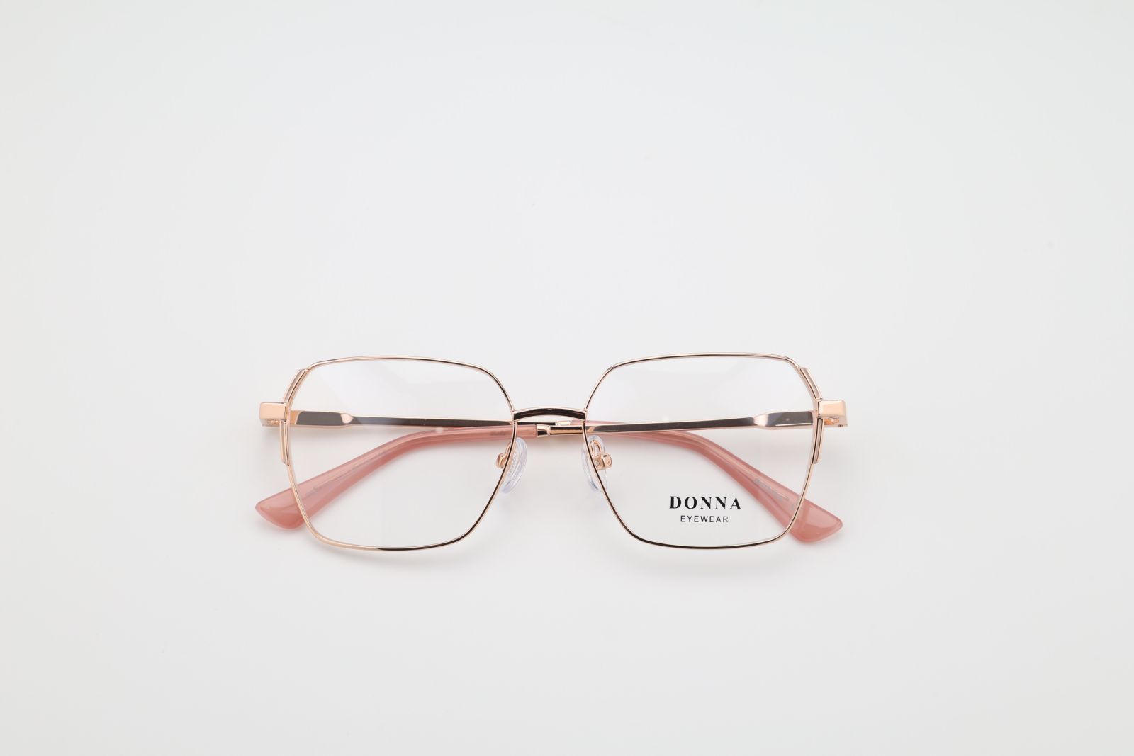 Donna 3179, C2