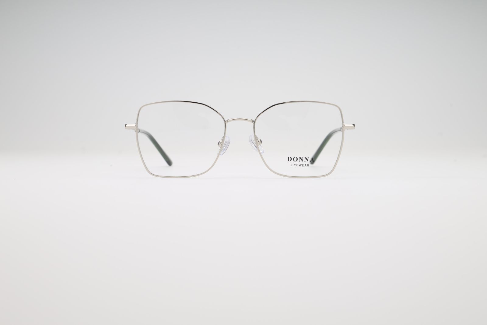 Donna 3162, C4
