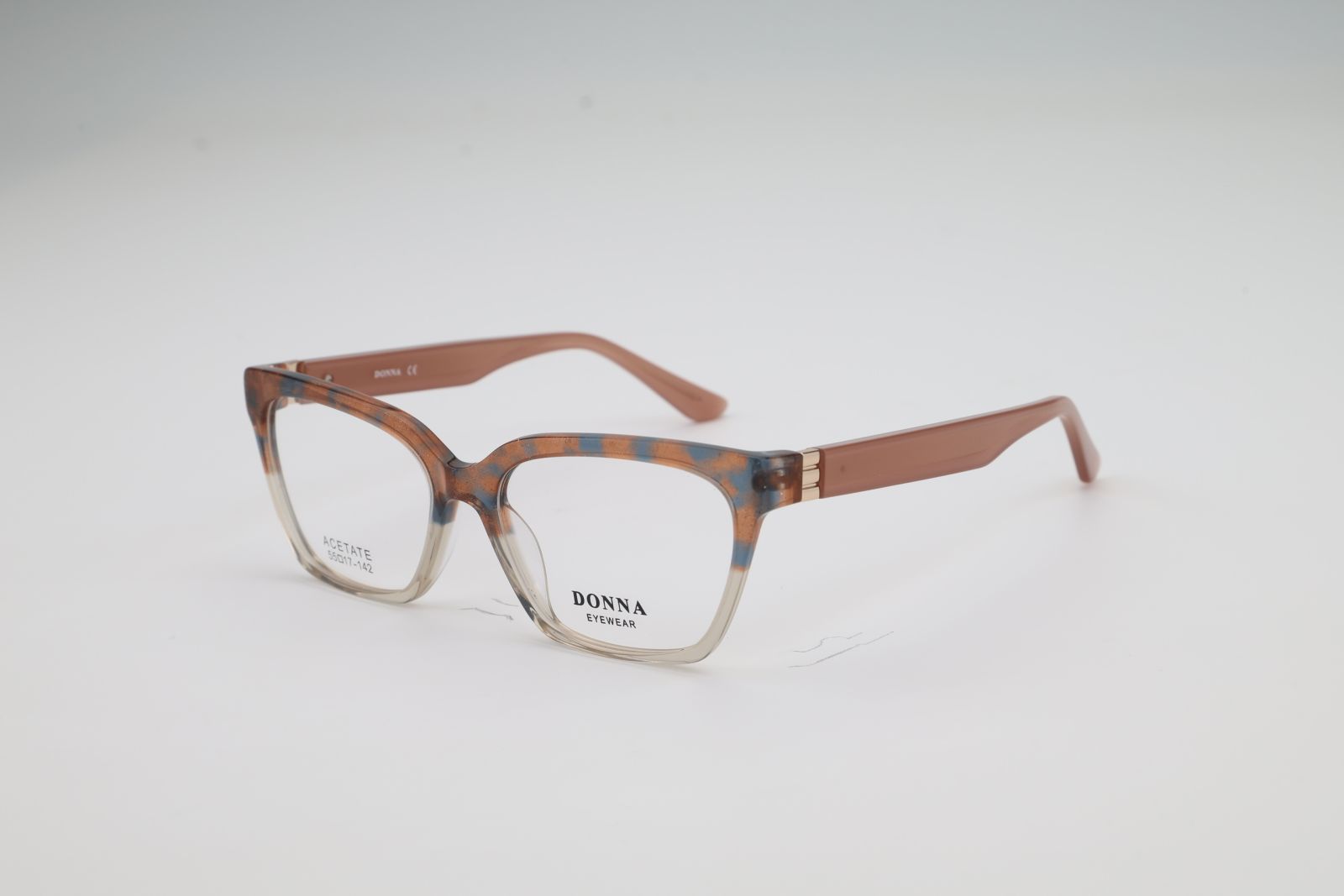 Donna 1035, C4