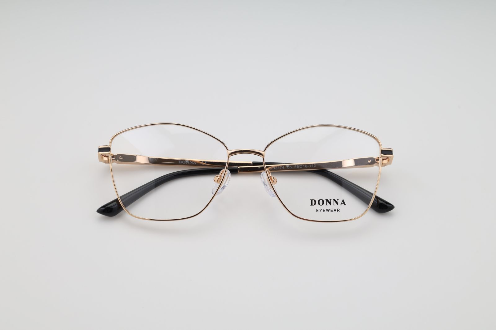 Donna 3174, C5