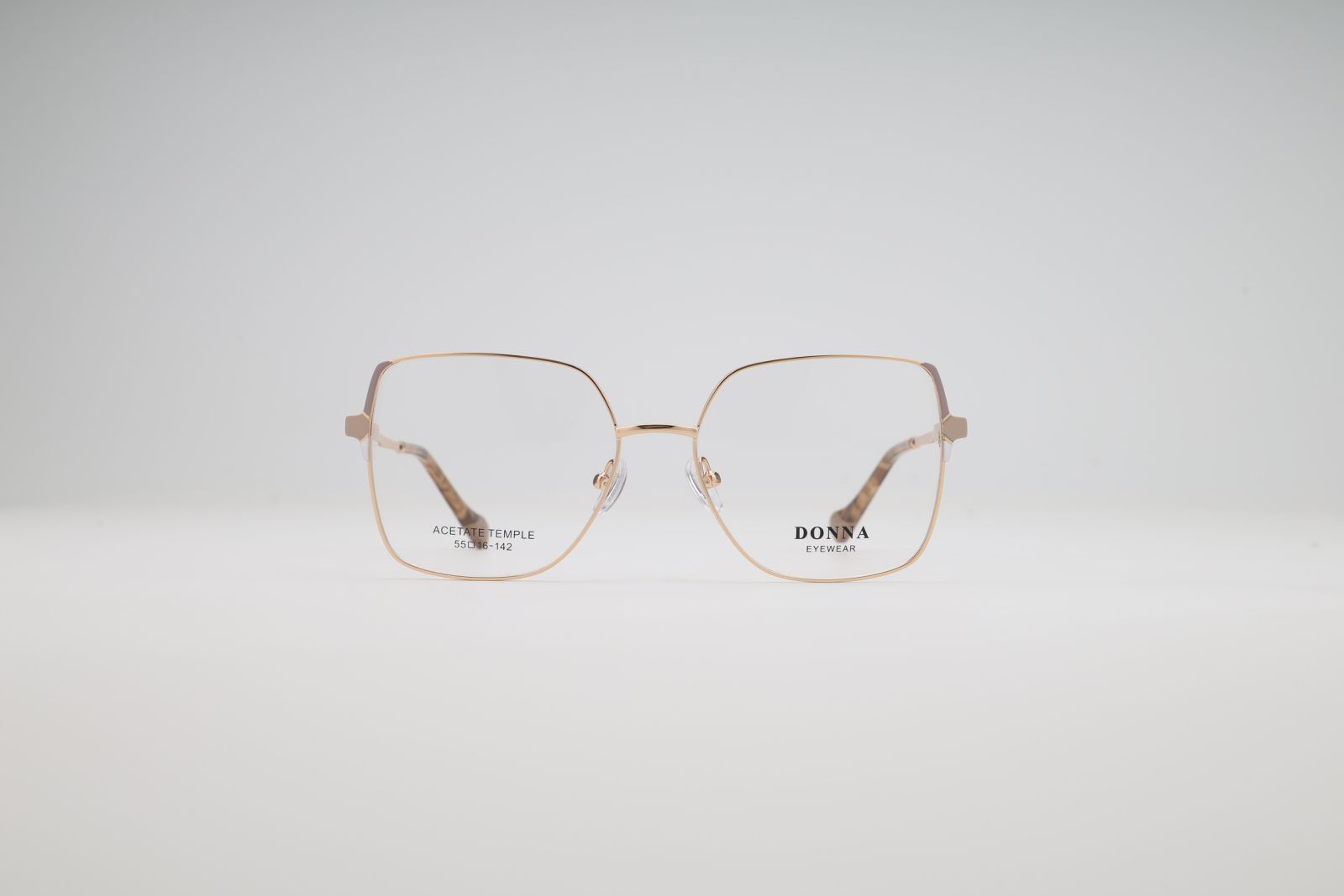 Donna 3168, C3