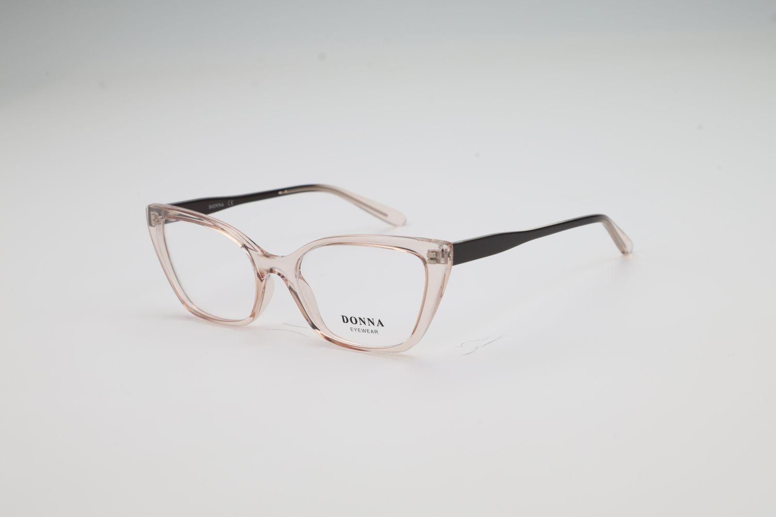 Donna 3213, C2