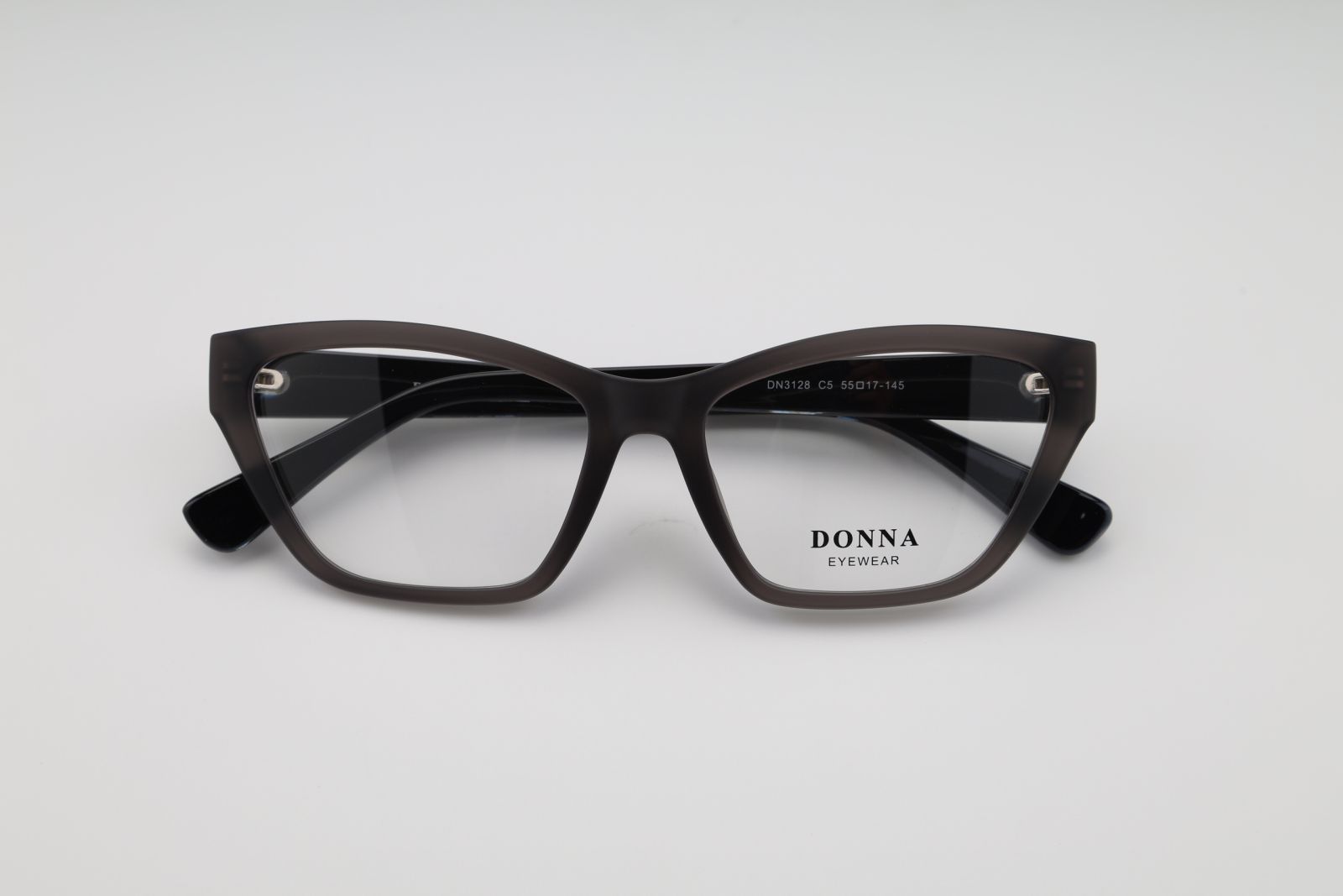 Donna 3128, C5