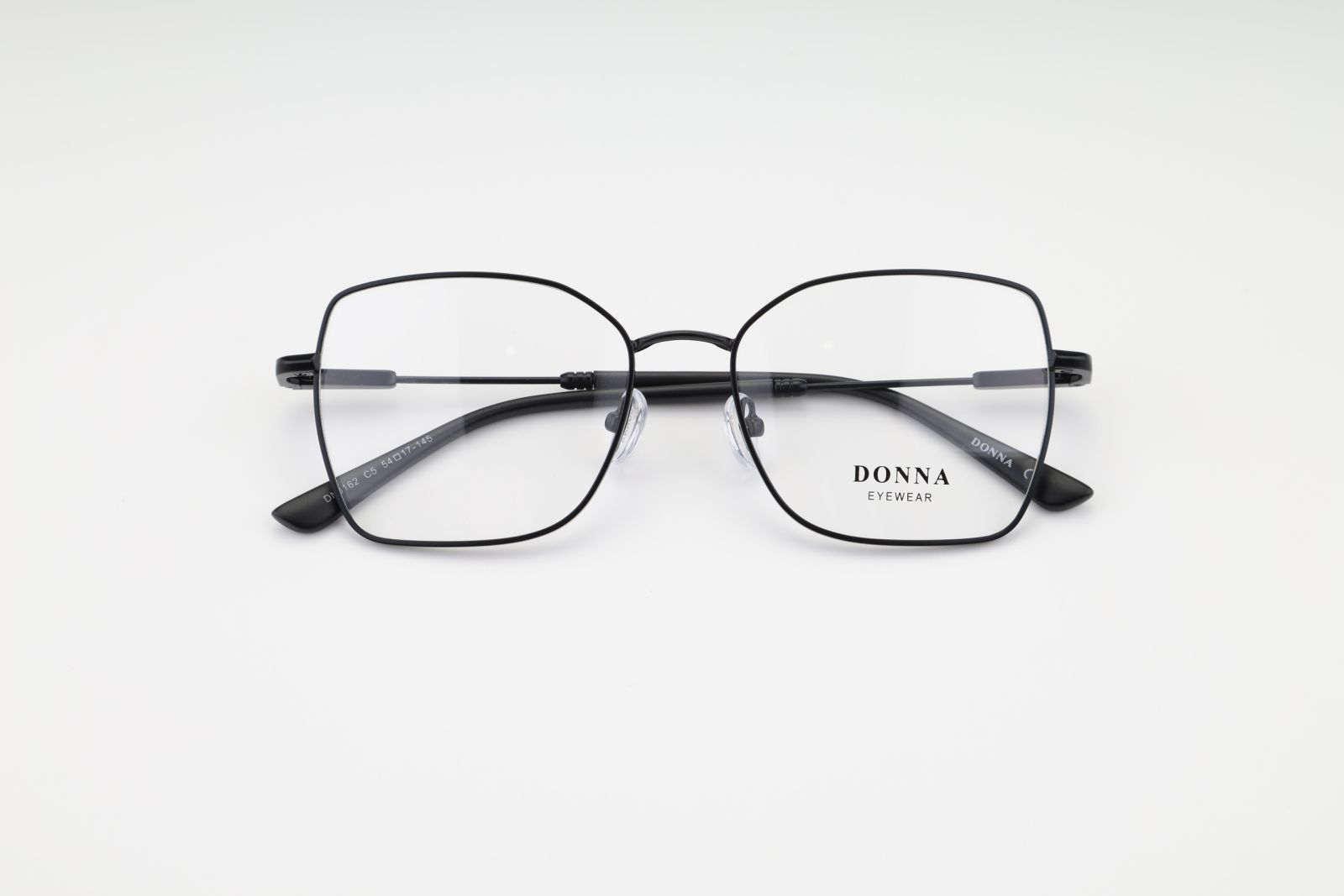 Donna 3162, C5