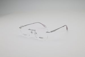Donna 7009, C4