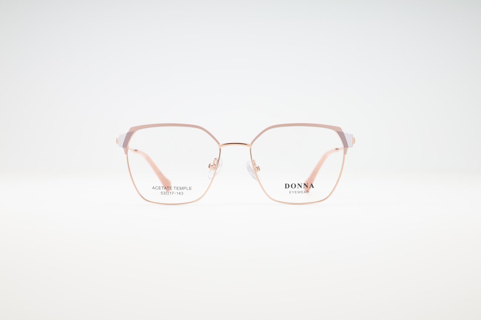Donna 3166, C4