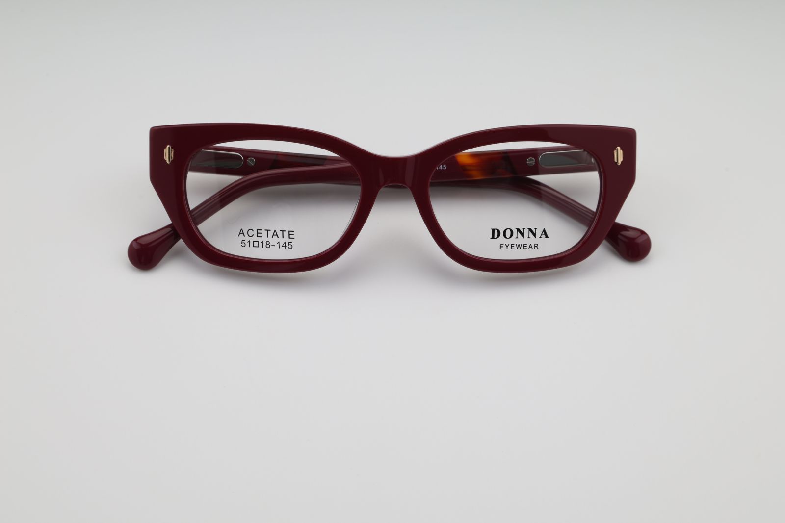Donna 1034, C4