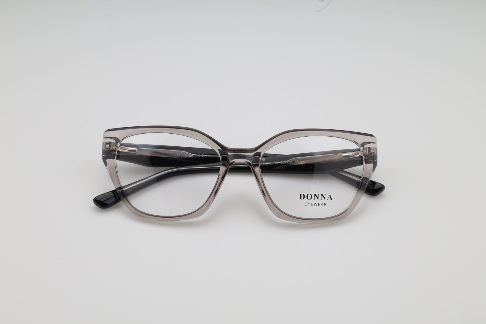 Donna 3210, C3