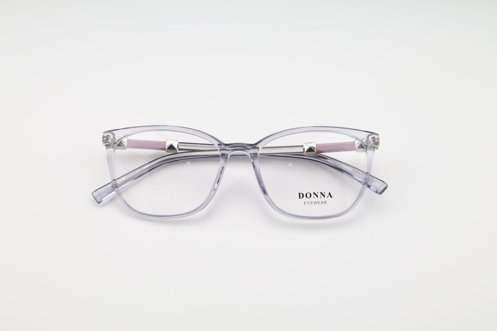 Donna 3151, C4