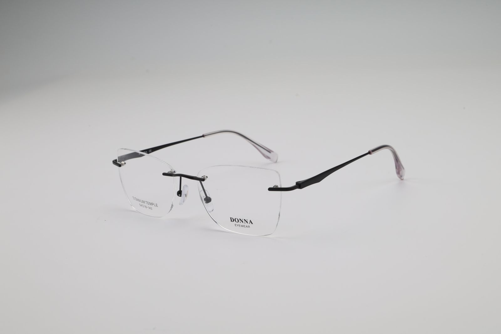 Donna 7009, C5