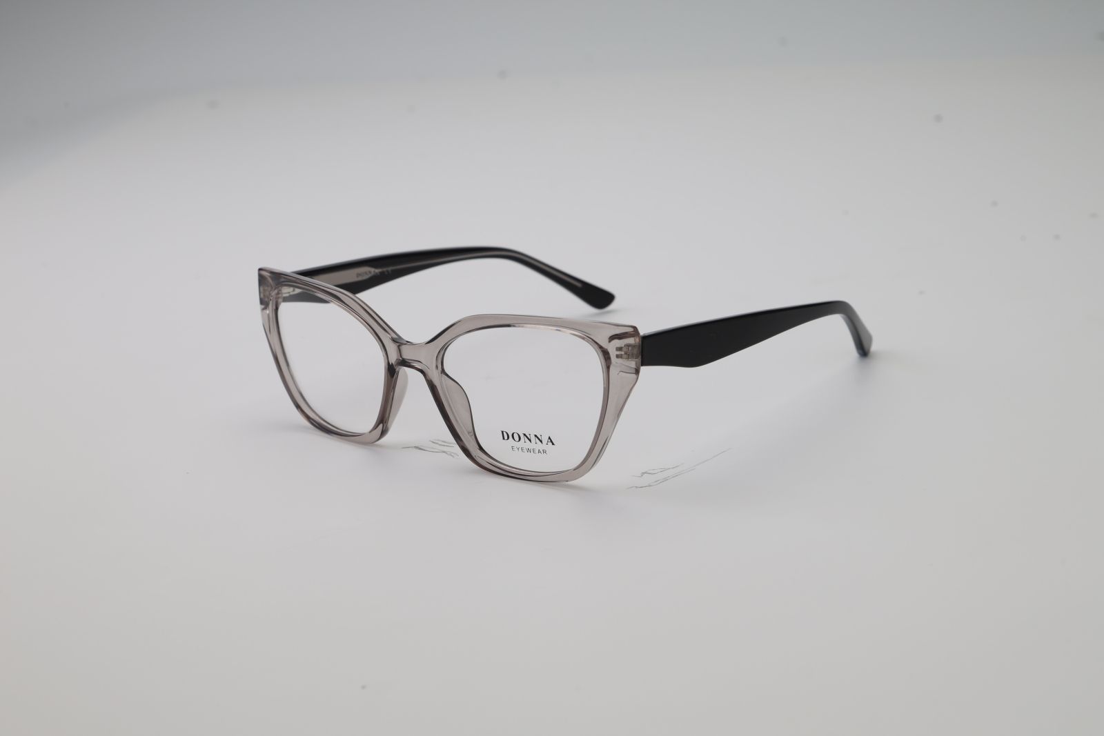 Donna 3210, C3