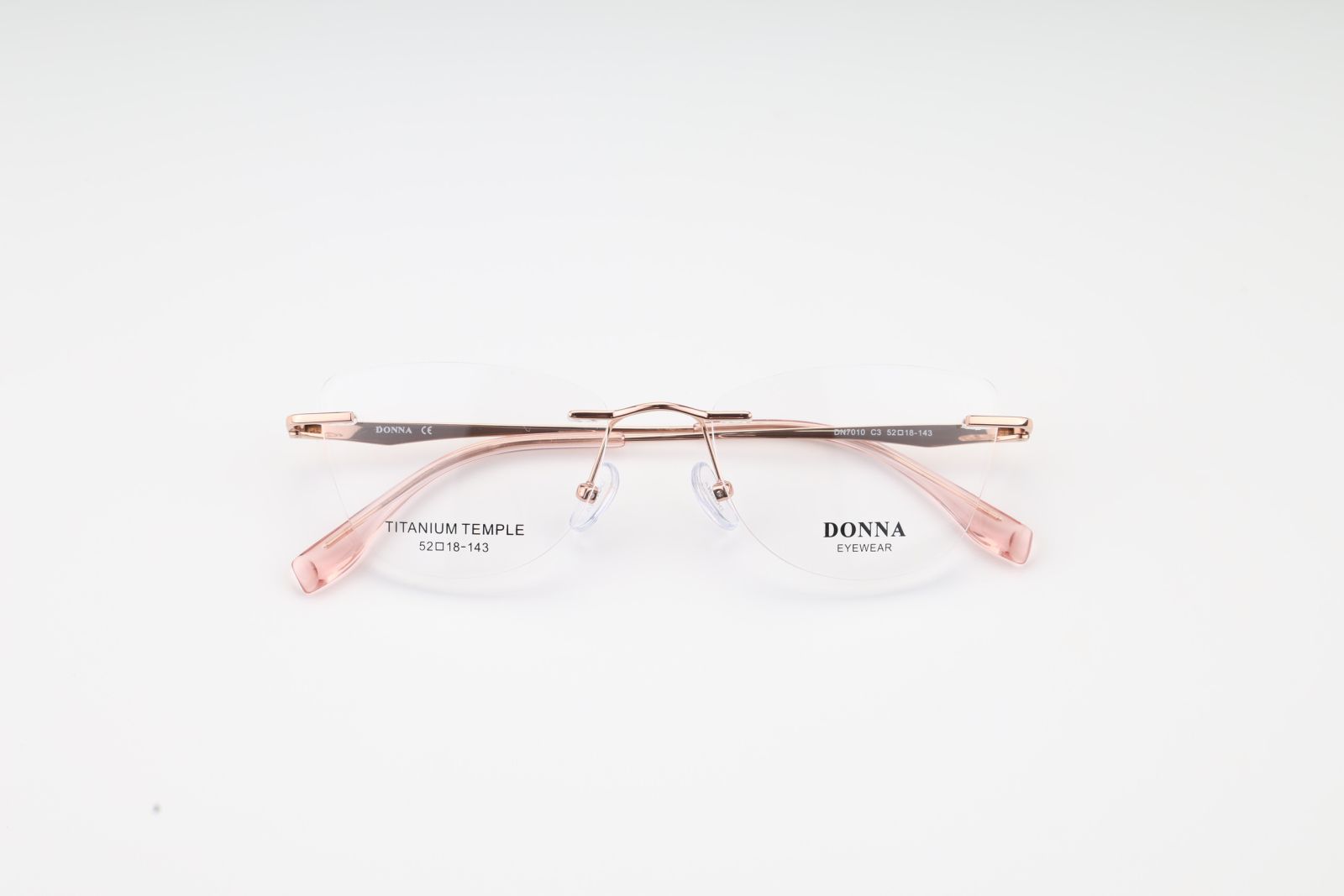 Donna 7010, C3