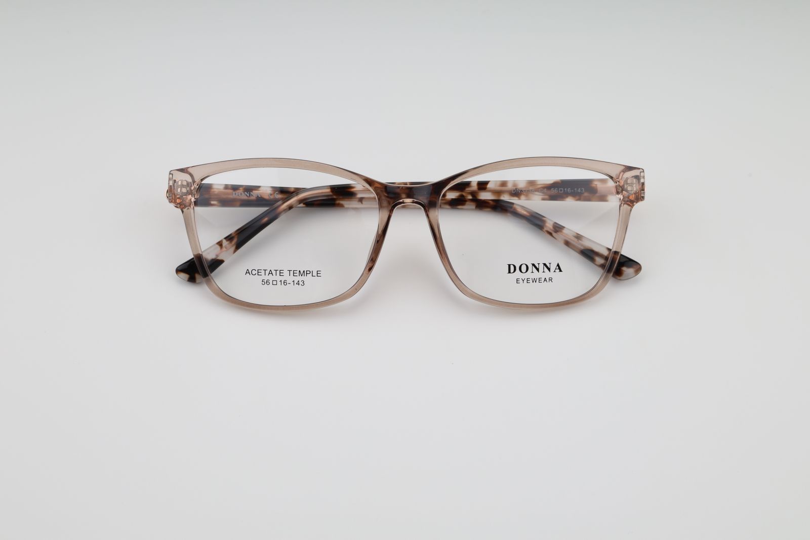 Donna 3138, C4
