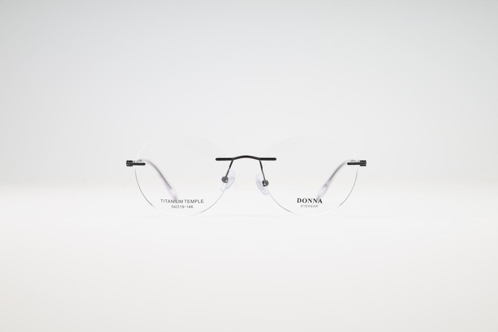 Donna 7008, C4