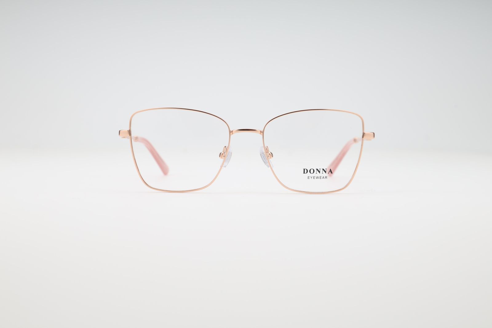 Donna 3177, C2