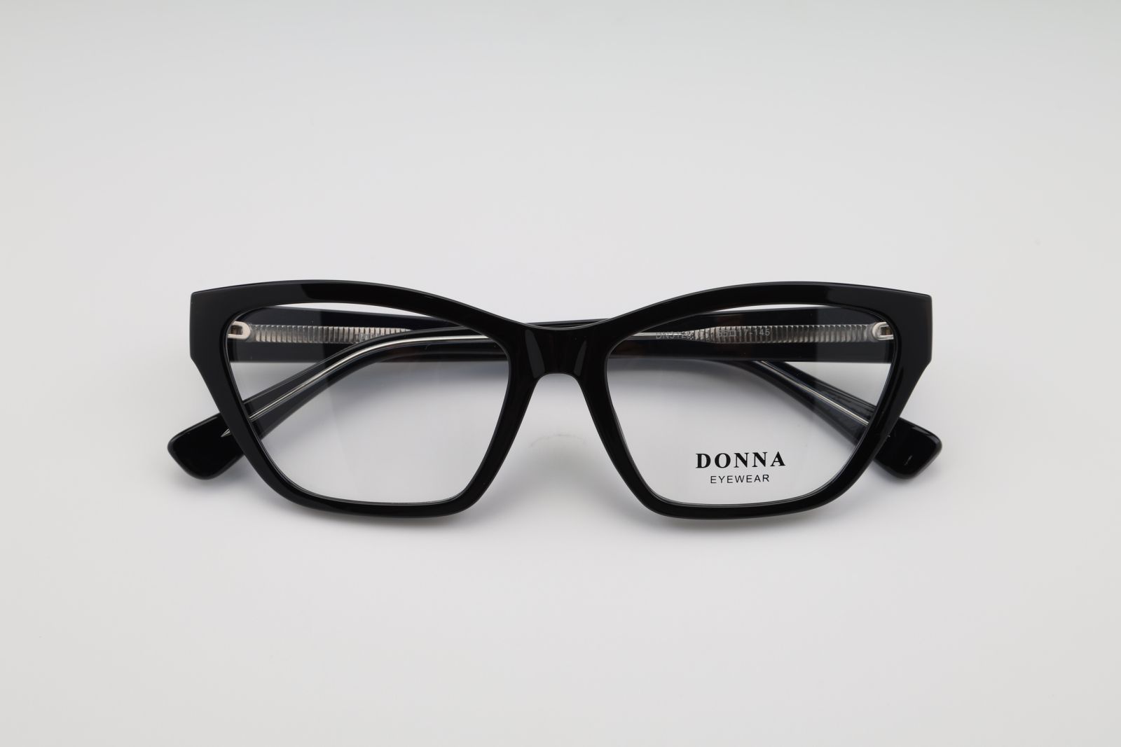 Donna 3128, C1