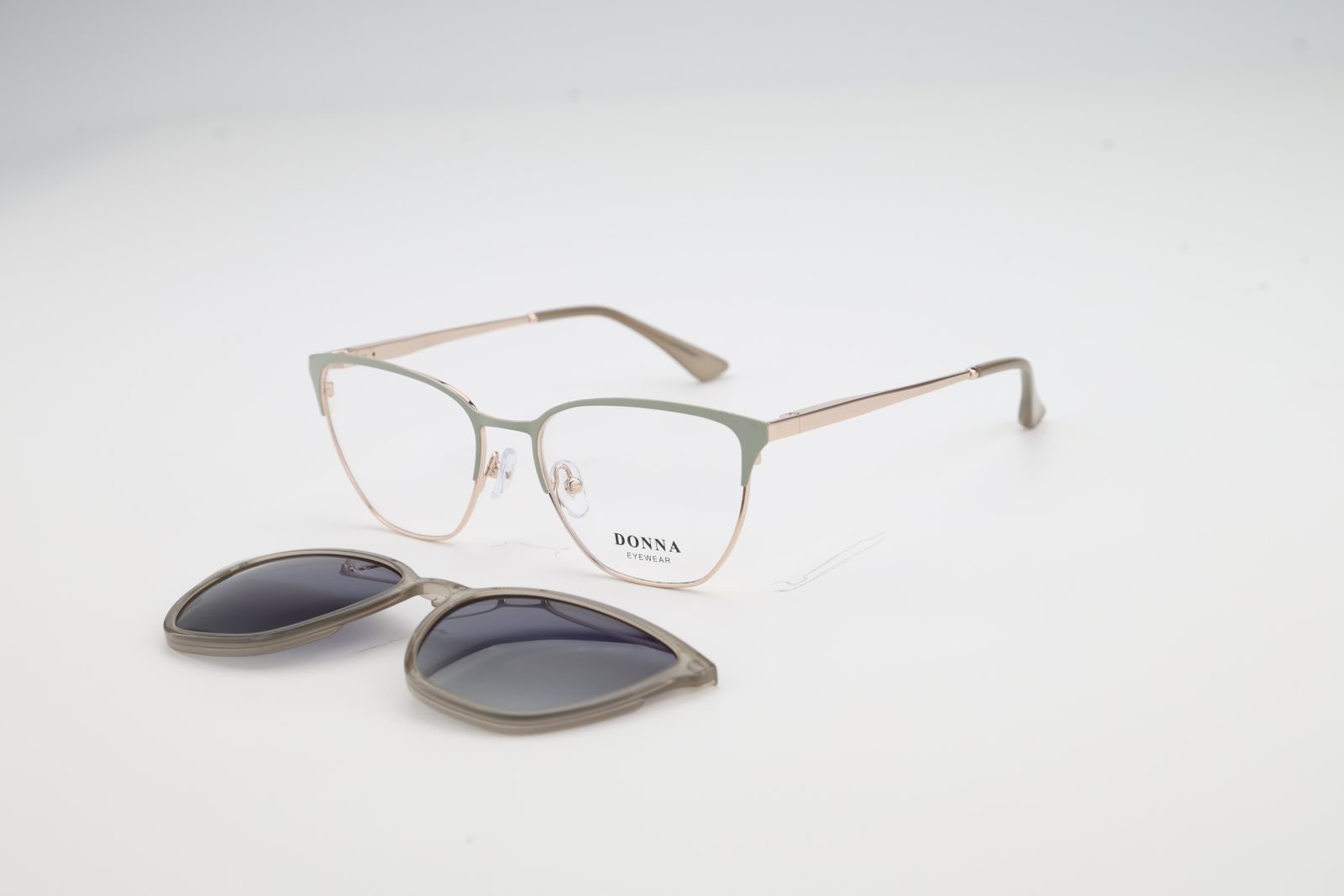 Donna 3206, C5