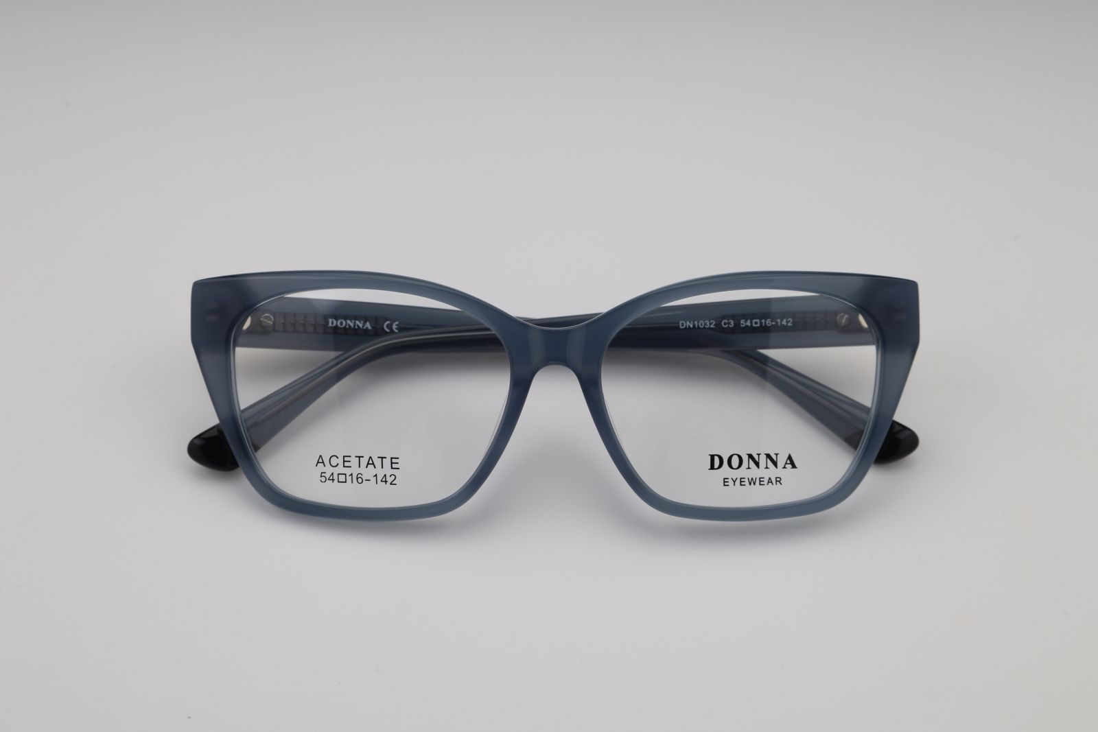 Donna 1032, C3