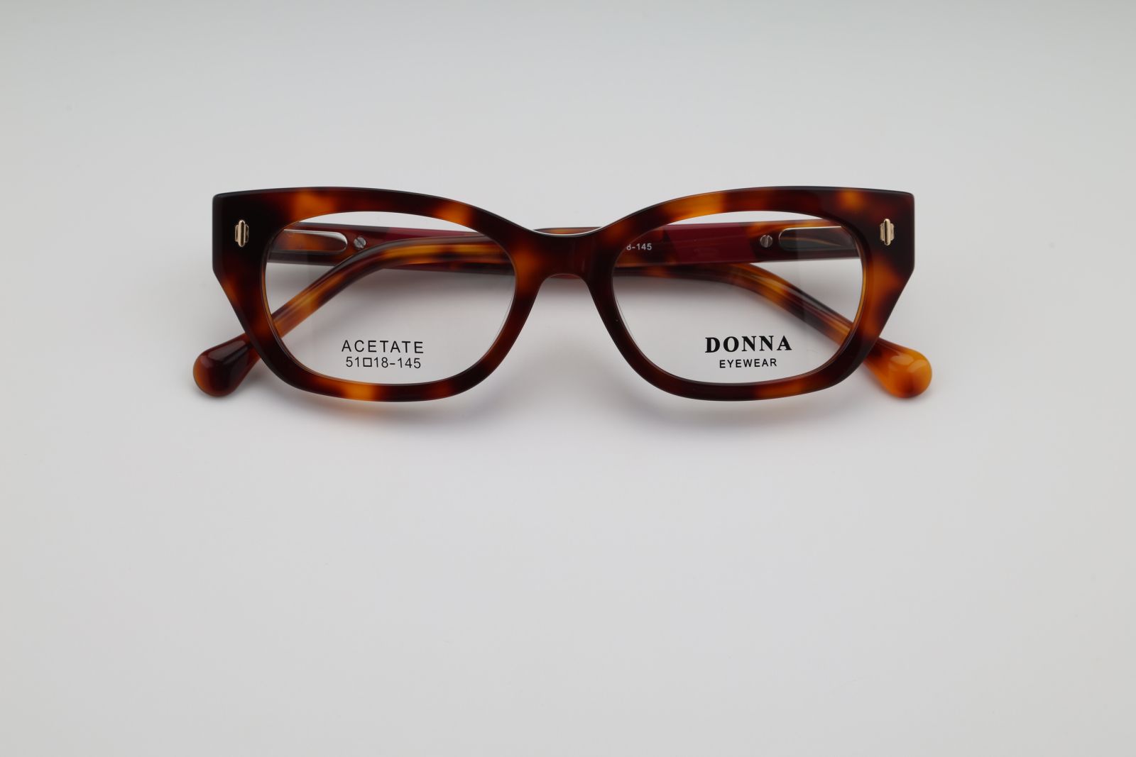 Donna 1034, C2