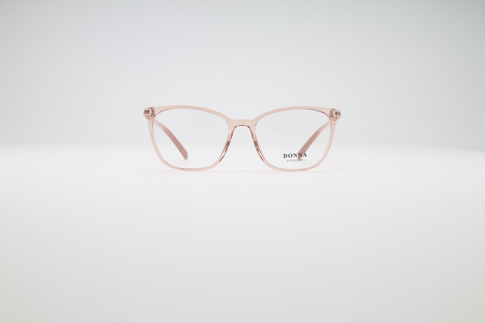 Donna 3151, C2
