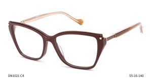 Donna 1021, C4