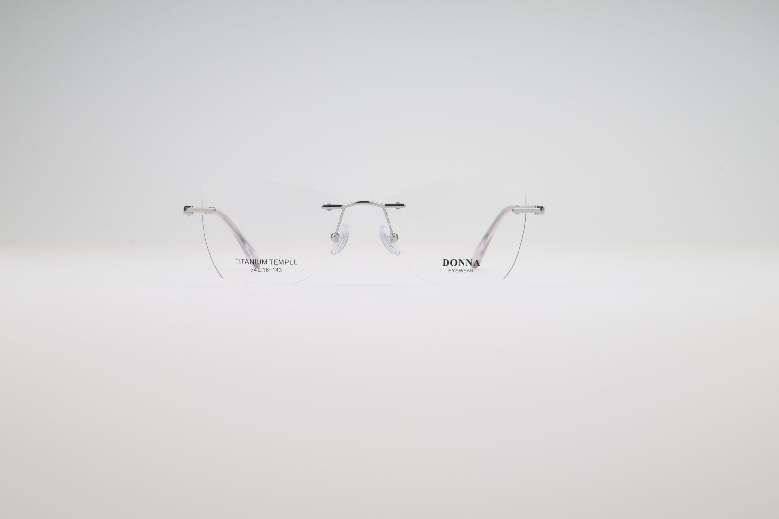 Donna 7009, C4