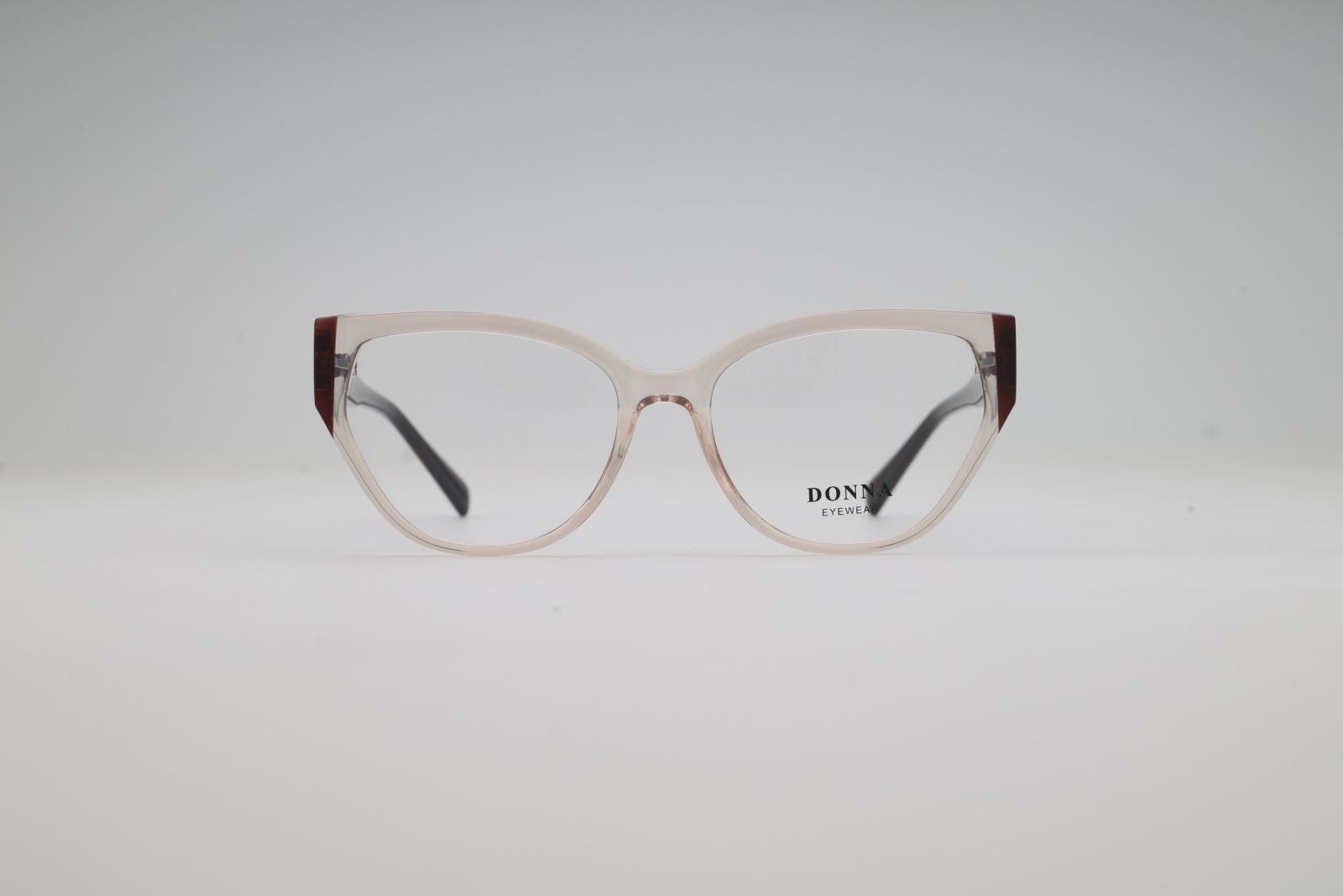 Donna 3208, C2