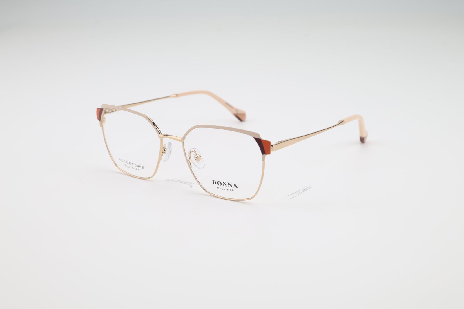 Donna 3166, C2