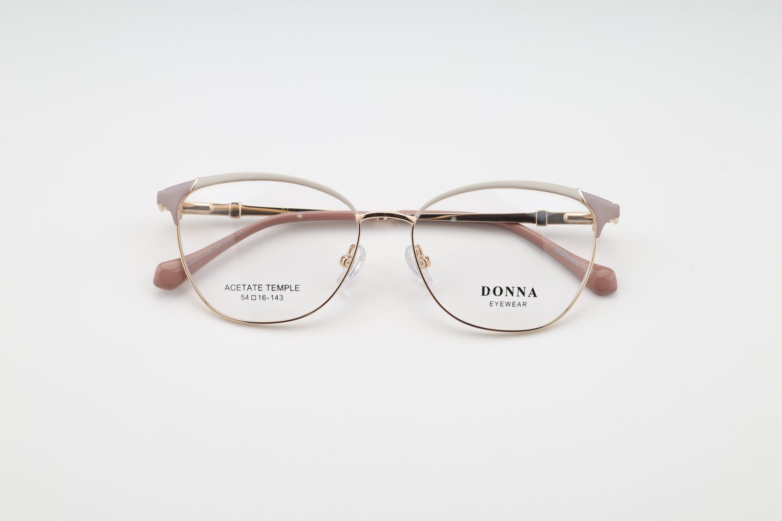 Donna 3167, C4