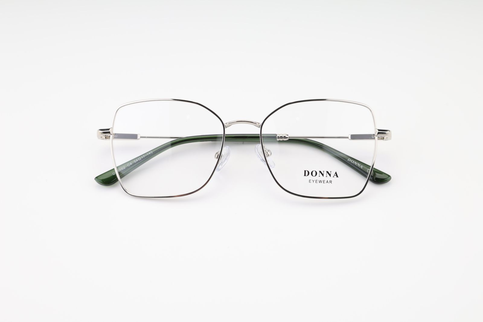 Donna 3162, C4