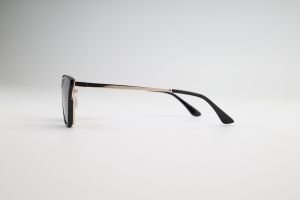 Donna 3206, C1