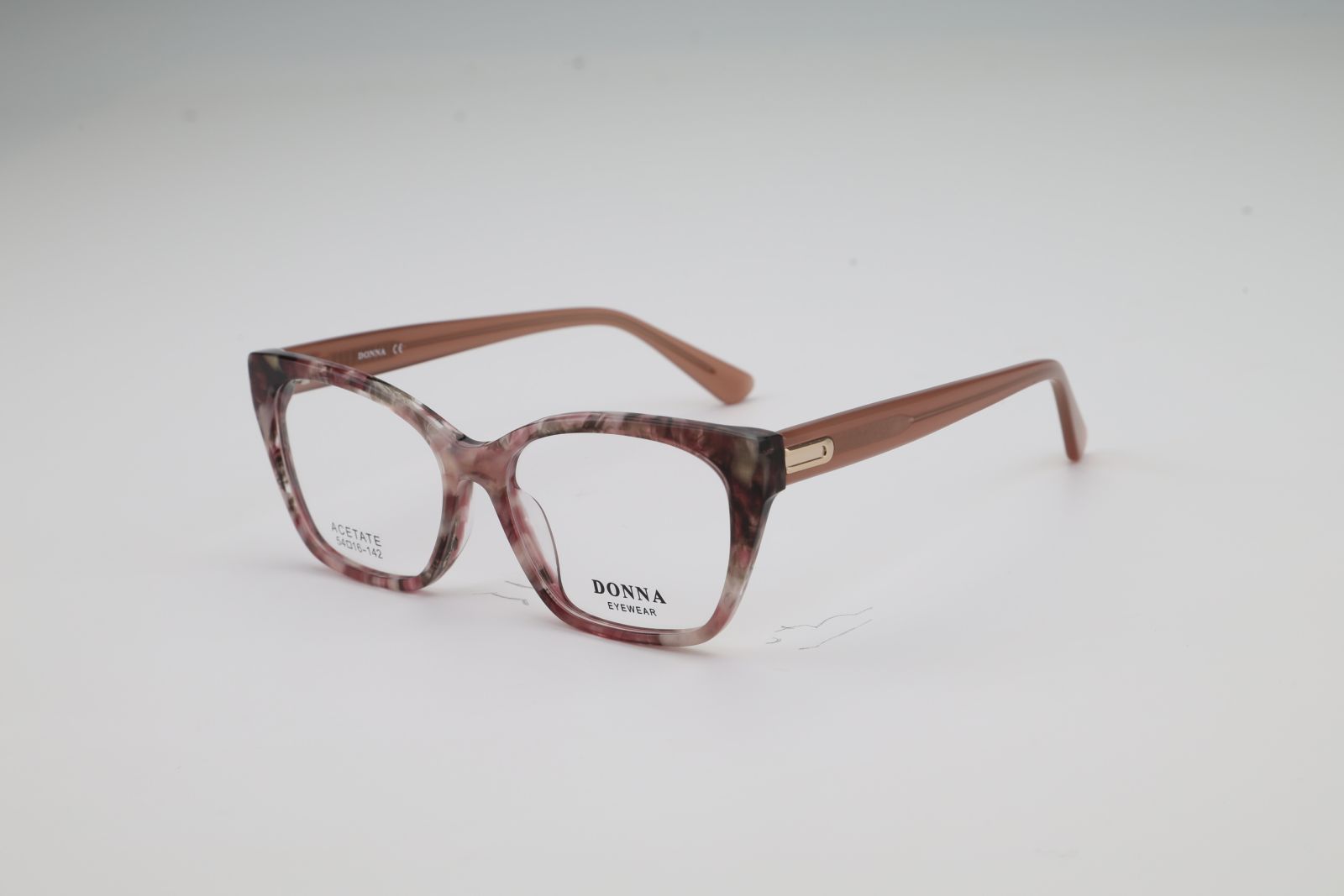 Donna 1032, C4