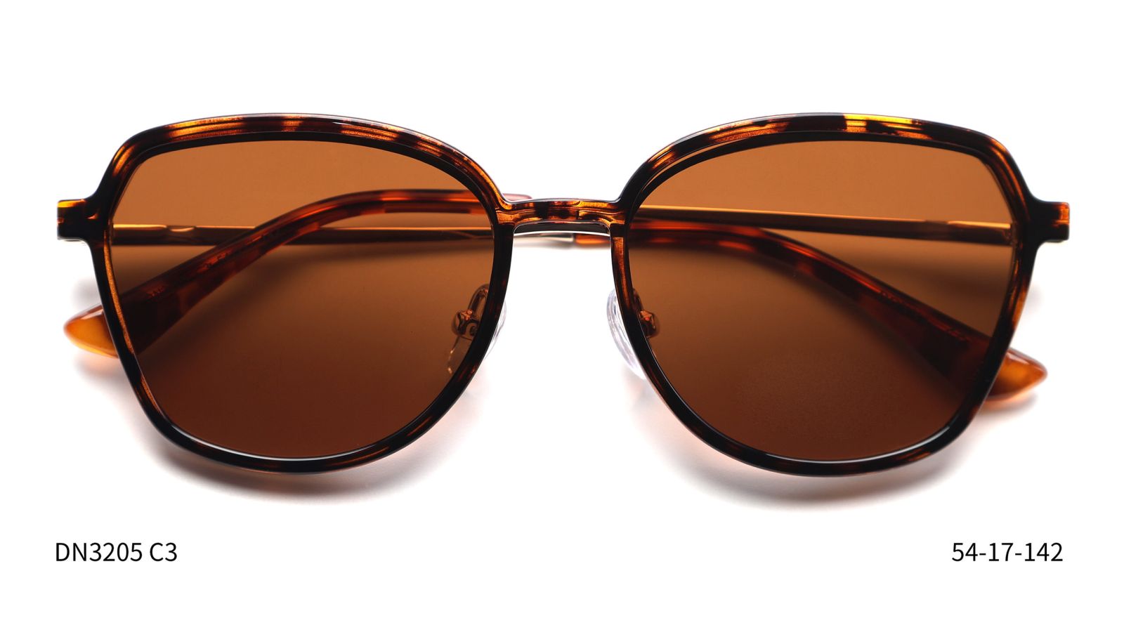 Donna 3205, C3