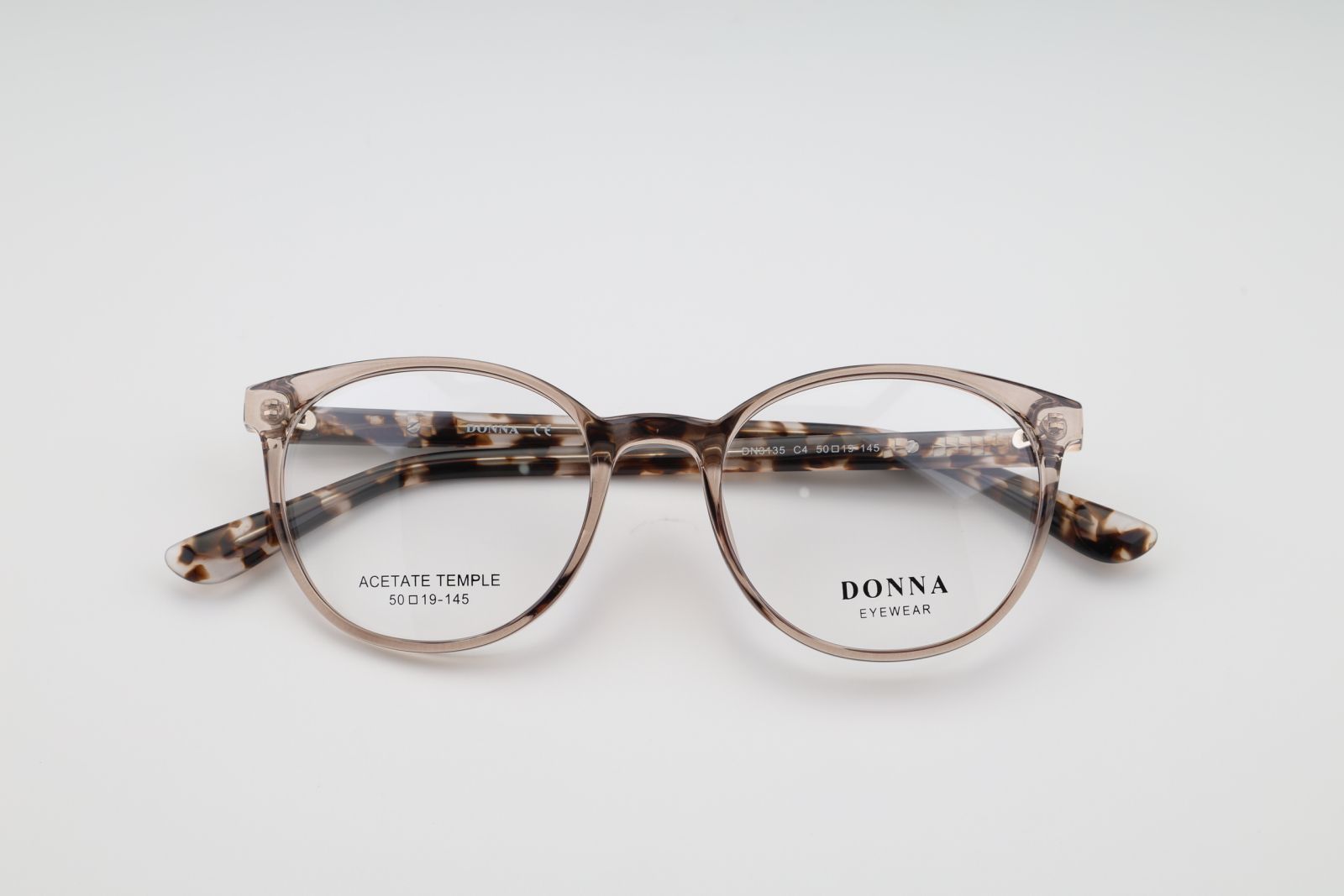 Donna 3135, C4