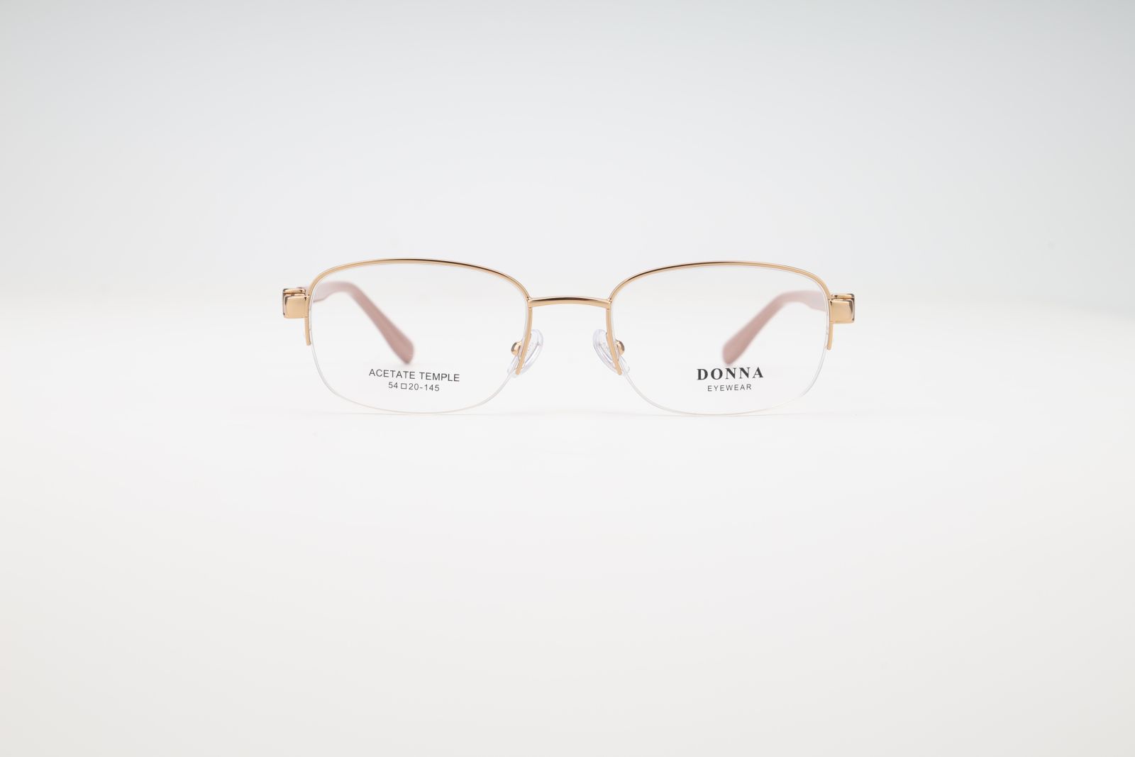 Donna 3155, C3